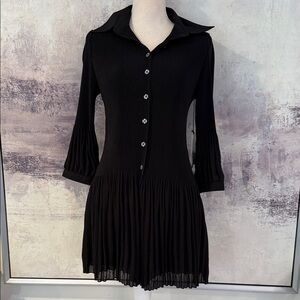 Elegant Black Pleated Dress NWT size medium